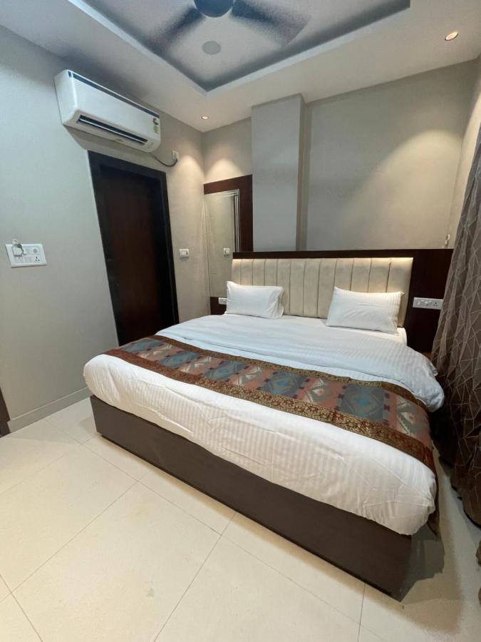 Vishwanath Inn Bénarès Extérieur photo